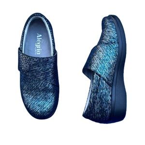 Alegria LAU-853 Lauryn 36 US Women's 6 Blue Metallic Leather Comfort Shoes